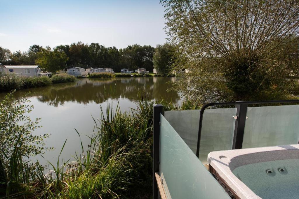 סאות' סרני Mallard Lake מראה חיצוני תמונה